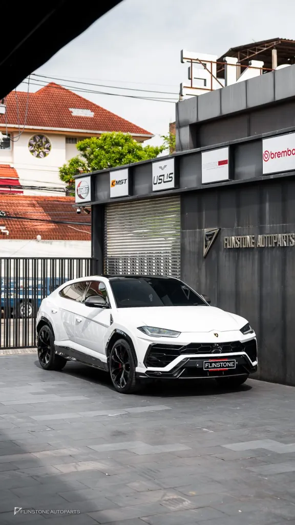 Lamborghini Urus ทำสีเบรค ช่องลม