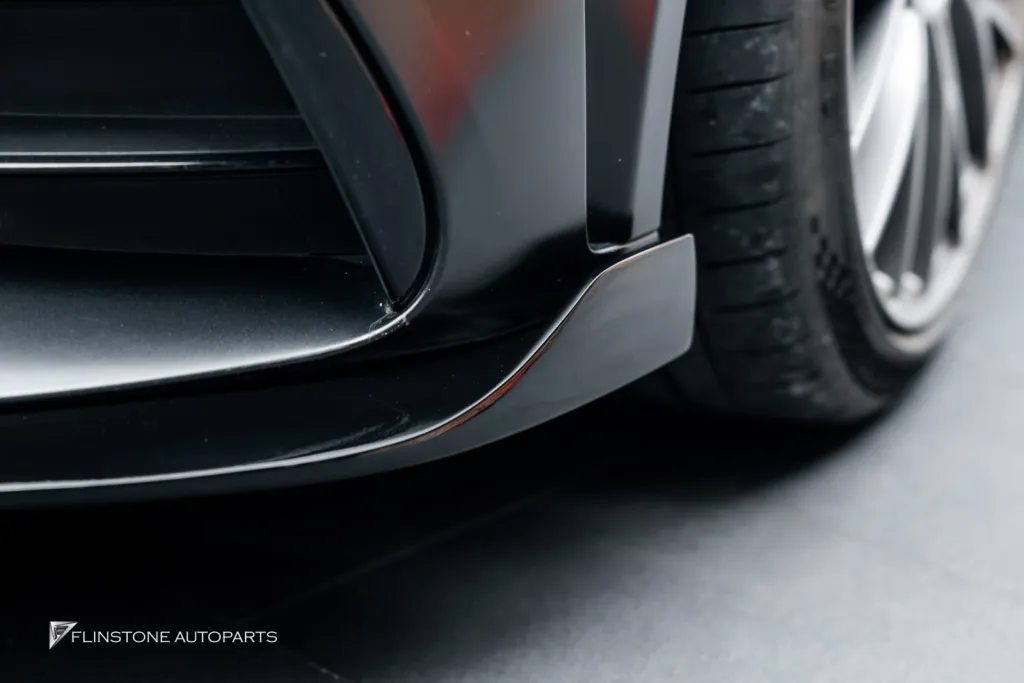 Mercedes Benz C205 Lip