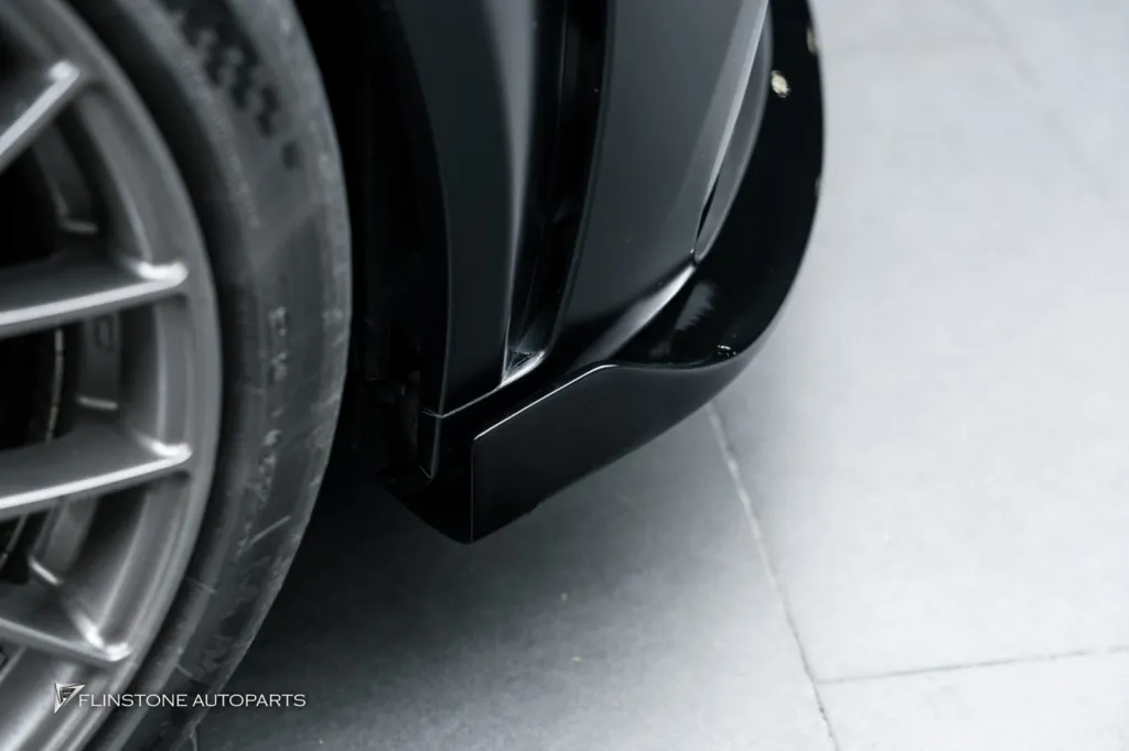 Mercedes Benz C205 Lip