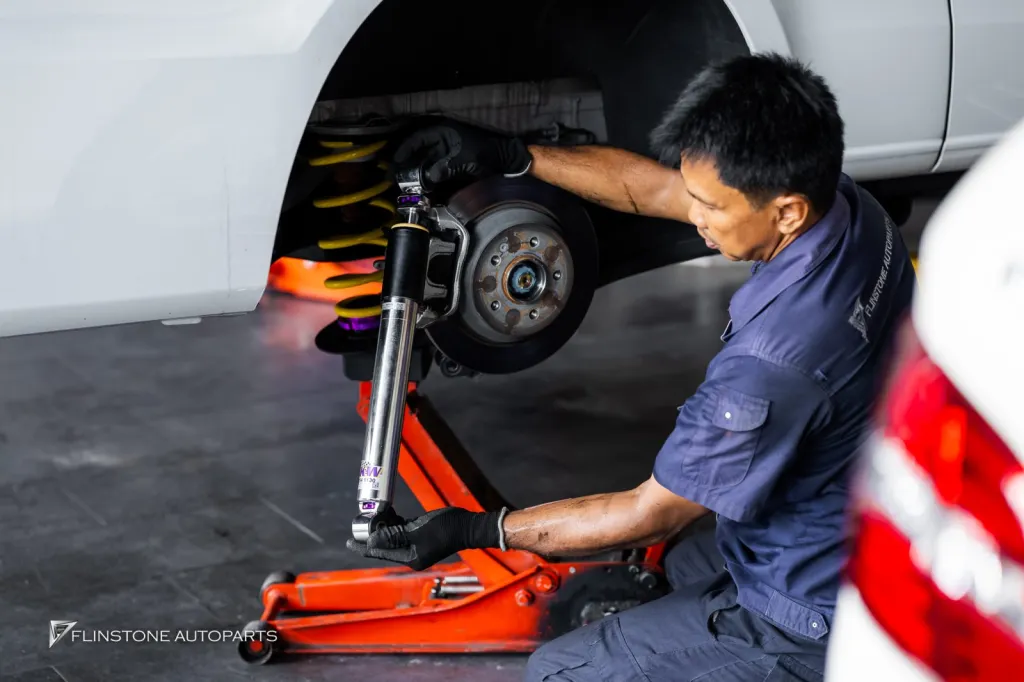 Mercedes Benz Vito โช้ค KW