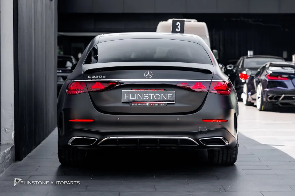 Mercedes Benz W214 สปอยเลอร์