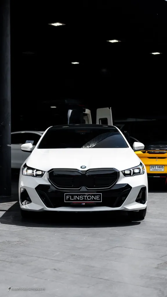 BMW i5 G60 กระจัง Led โลโก้