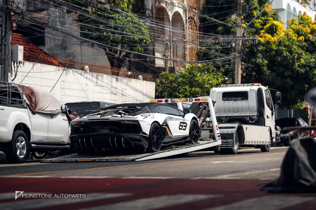 Lambroghini Aventador 63 สไลด์ — Post