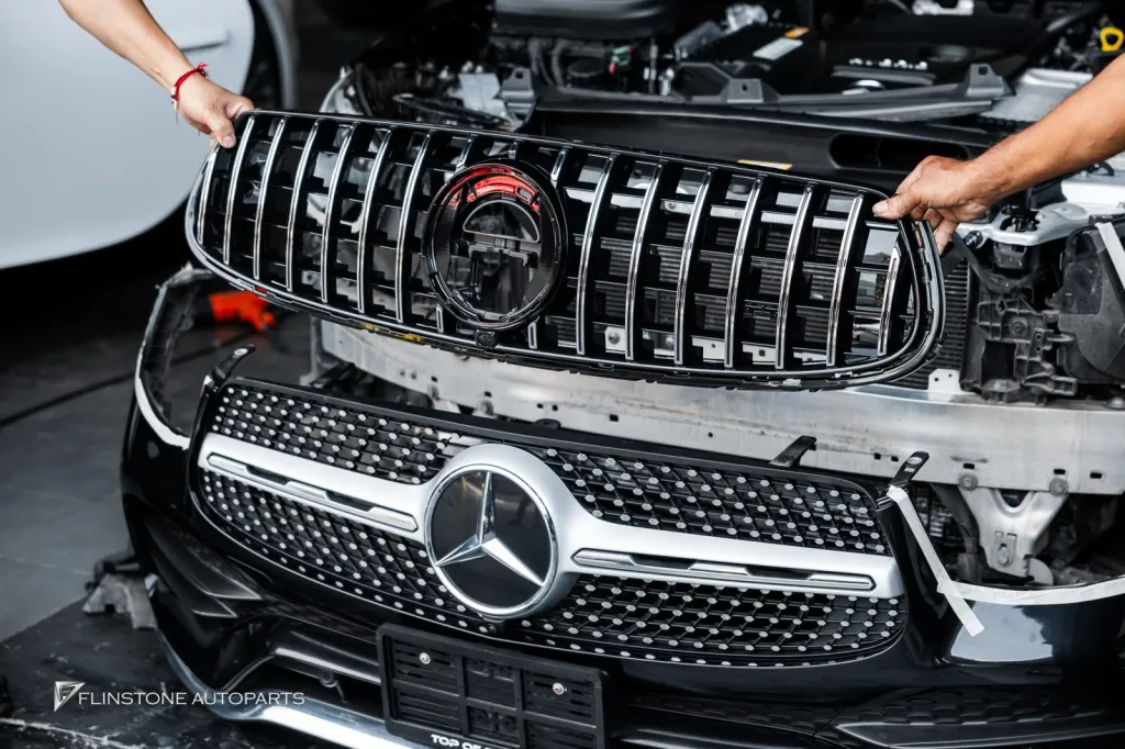 Mercedes Benz Gla กระจัง
