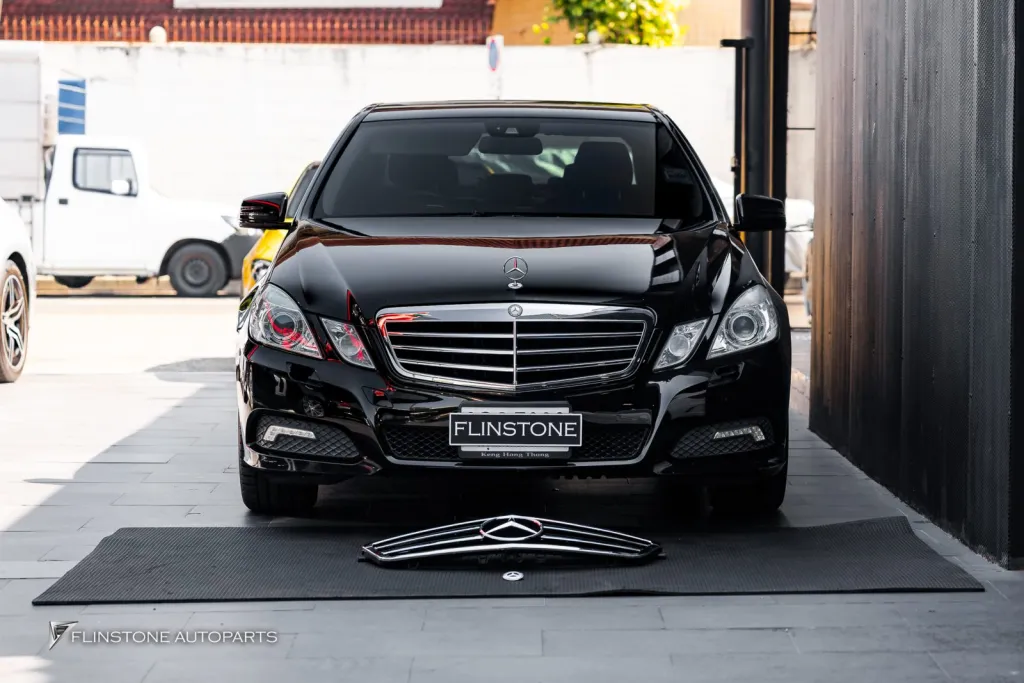 Mercedes Benz W212 กระจัง โลโก้