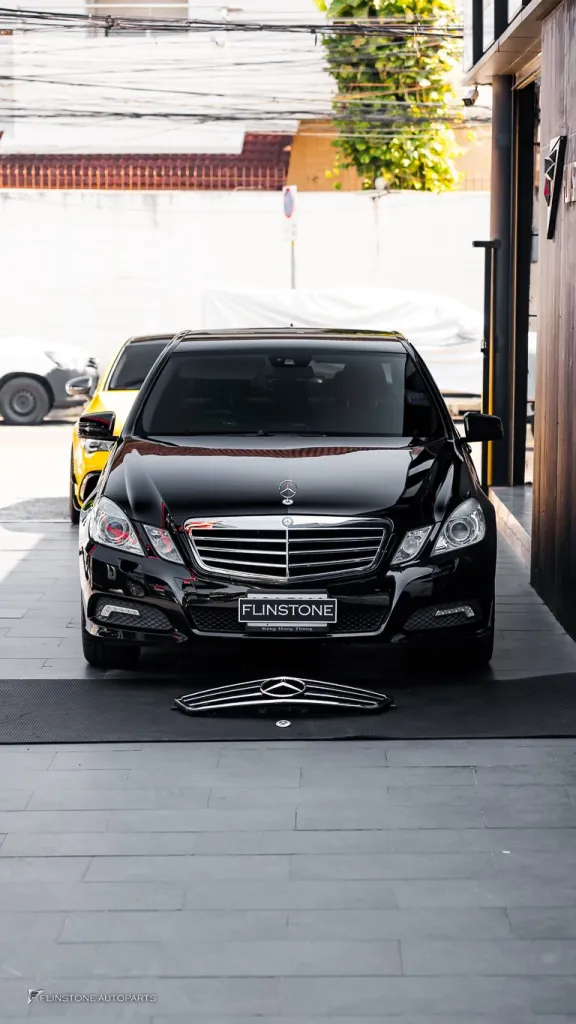 Mercedes Benz W212 กระจัง โลโก้
