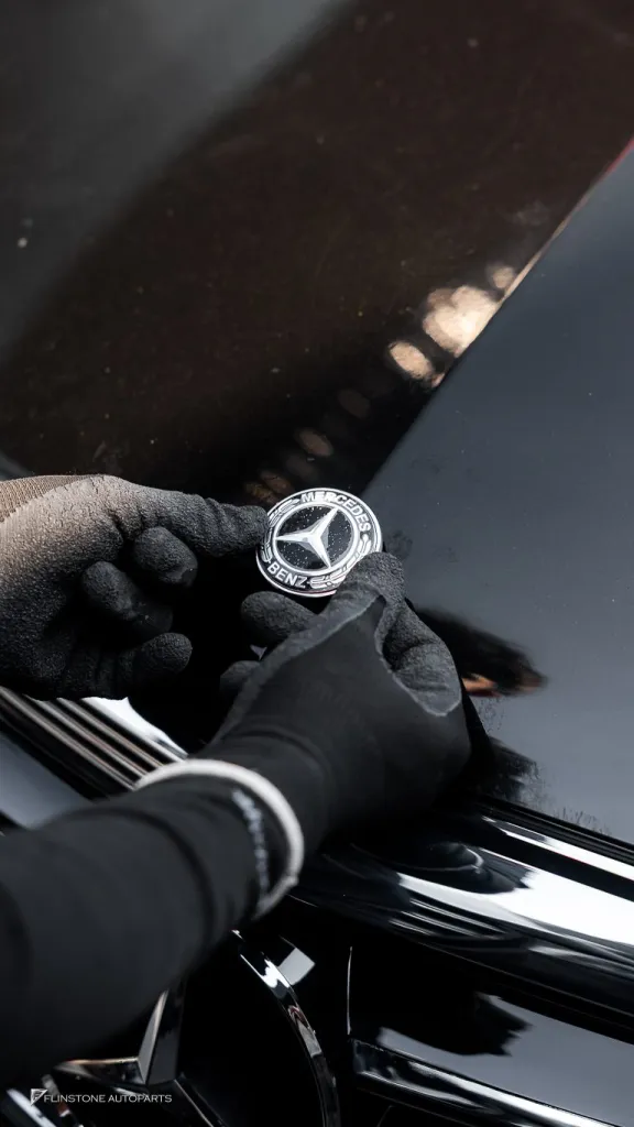 Mercedes Benz W212 กระจัง โลโก้