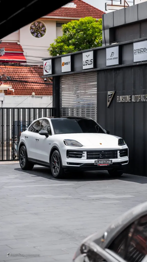Porsche Cayenne กันชนท้าย ดิฟ ปลายท่อ มือจับ กระจกคาร์บอน Usus