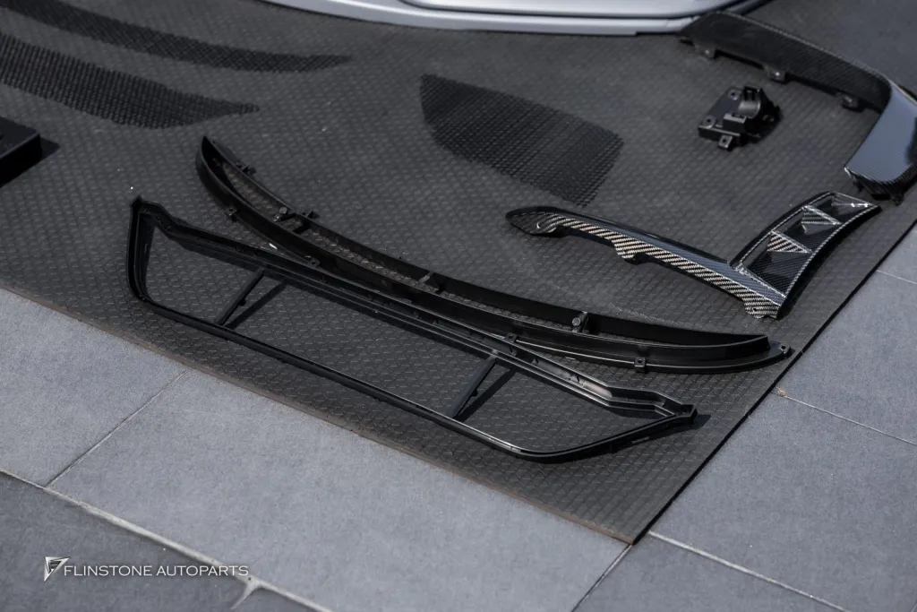 Porsche 718 กันชนหน้า Gt4 พาร์ทคาร์บอนรอบคัน Usus