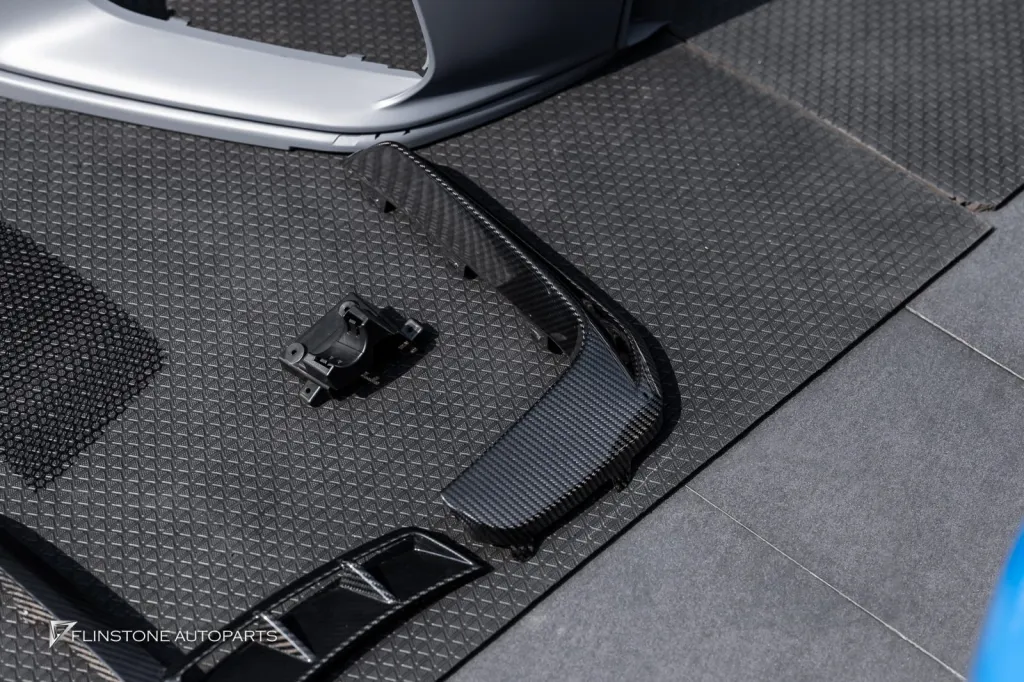 Porsche 718 กันชนหน้า Gt4 พาร์ทคาร์บอนรอบคัน Usus