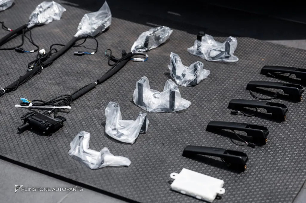 Merceds Benz Gclass ประตูดูด Keyless
