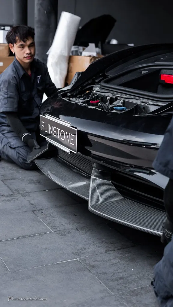 Porsche taycan ลิ้นหน้า