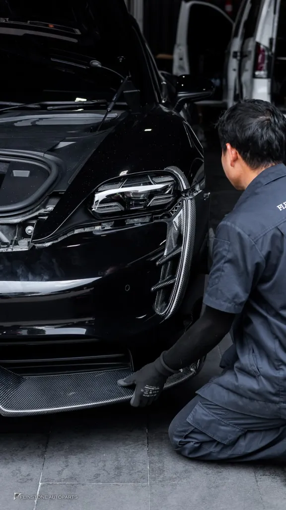 Porsche taycan ลิ้นหน้า