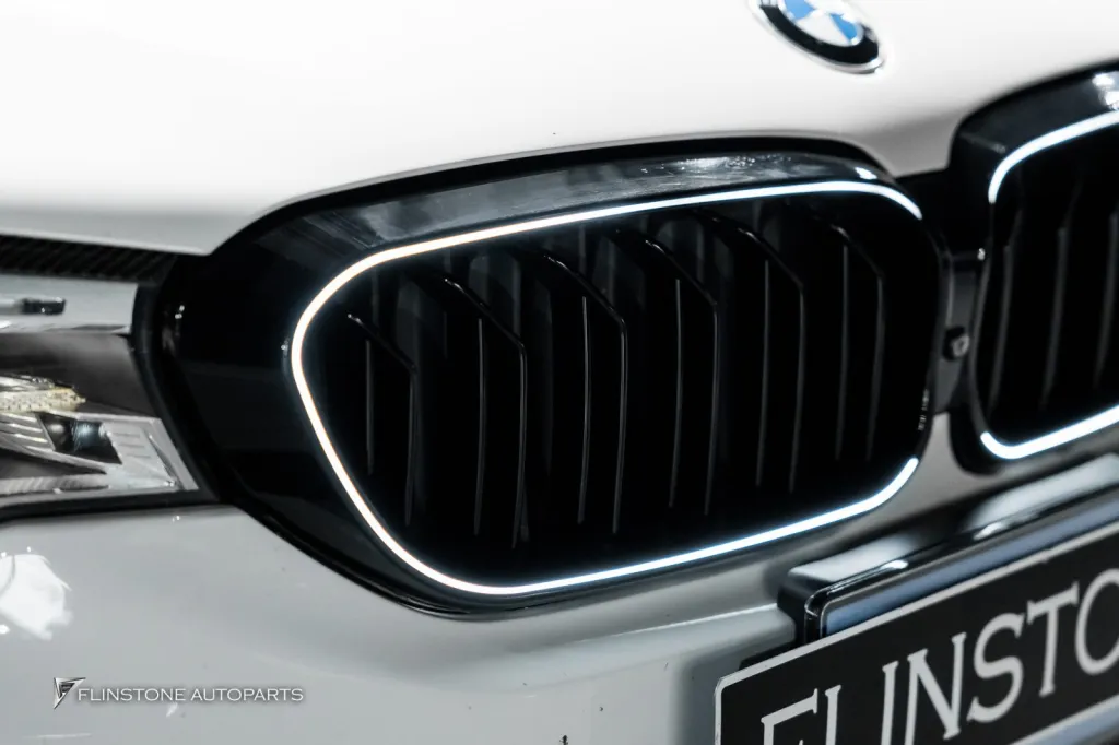 BMW G30 กระจัง LED