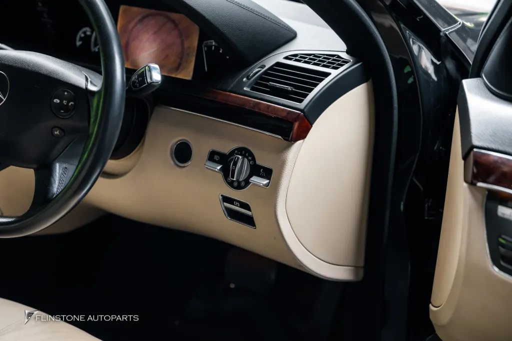 Mercedes Benz Sclass 4 คัน — คันที่ 1