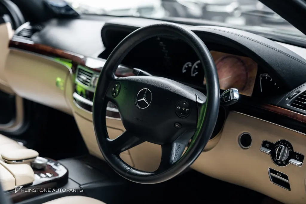 Mercedes Benz Sclass 4 คัน — คันที่ 1