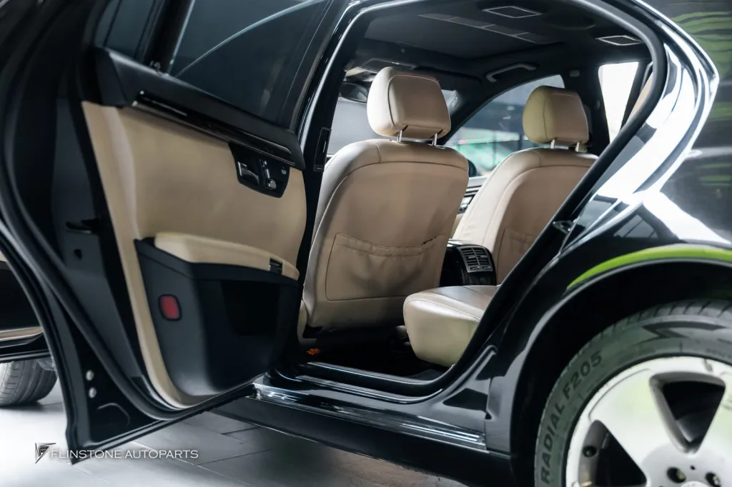 Mercedes Benz Sclass 4 คัน — คันที่ 1