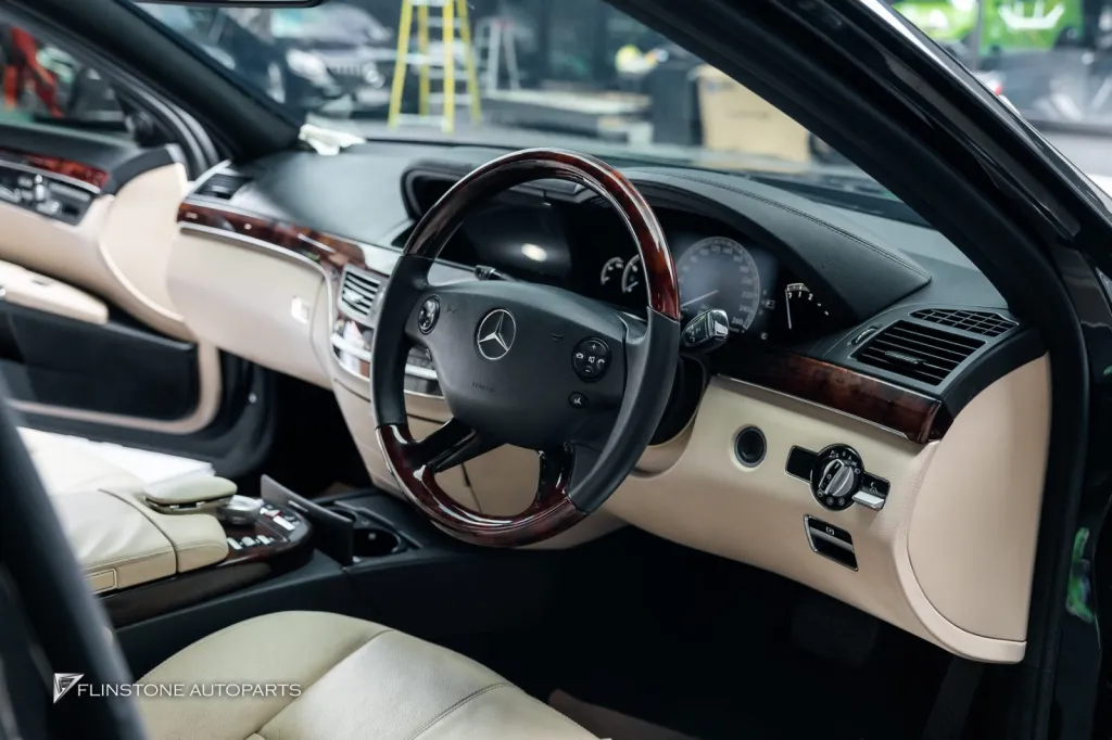 Mercedes Benz Sclass 4 คัน — คันที่ 2