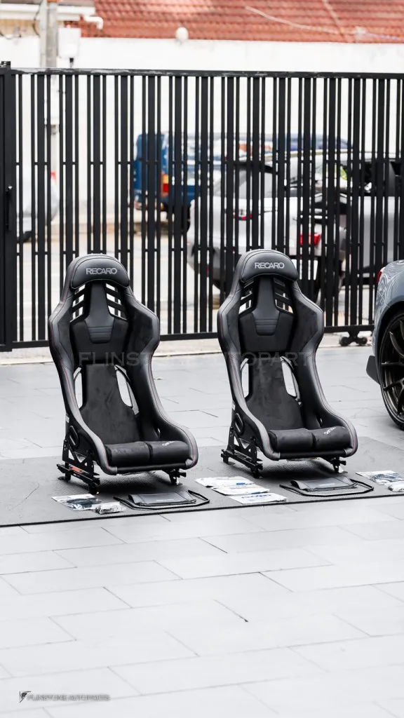GR Srupa Seats Recaro