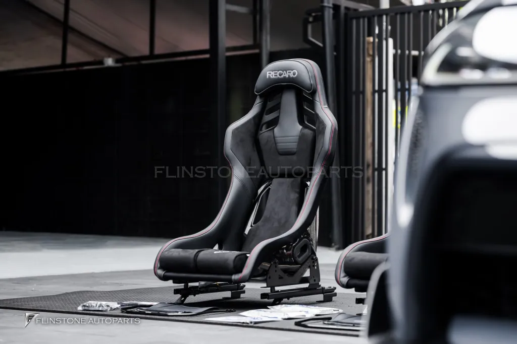 GR Srupa Seats Recaro