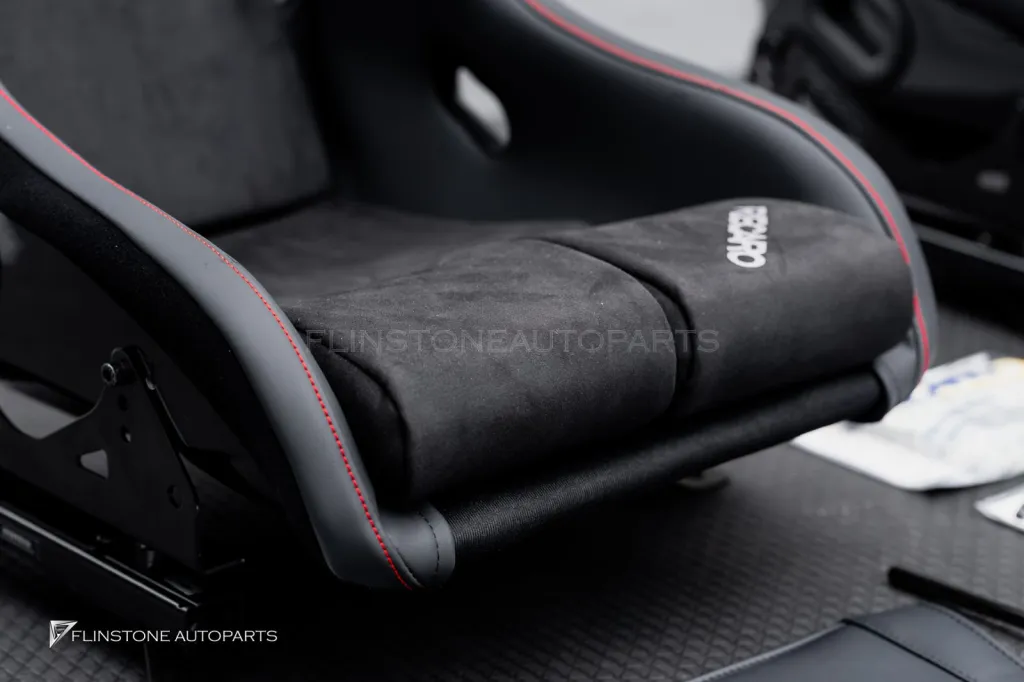 GR Srupa Seats Recaro
