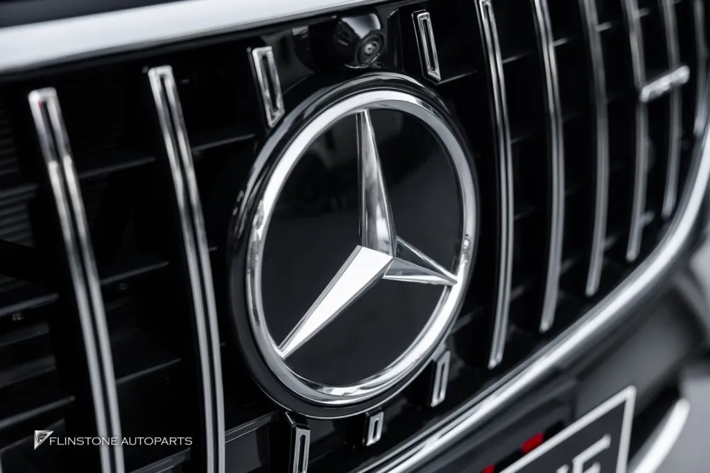 Mercedes Benz W214 กระจัง