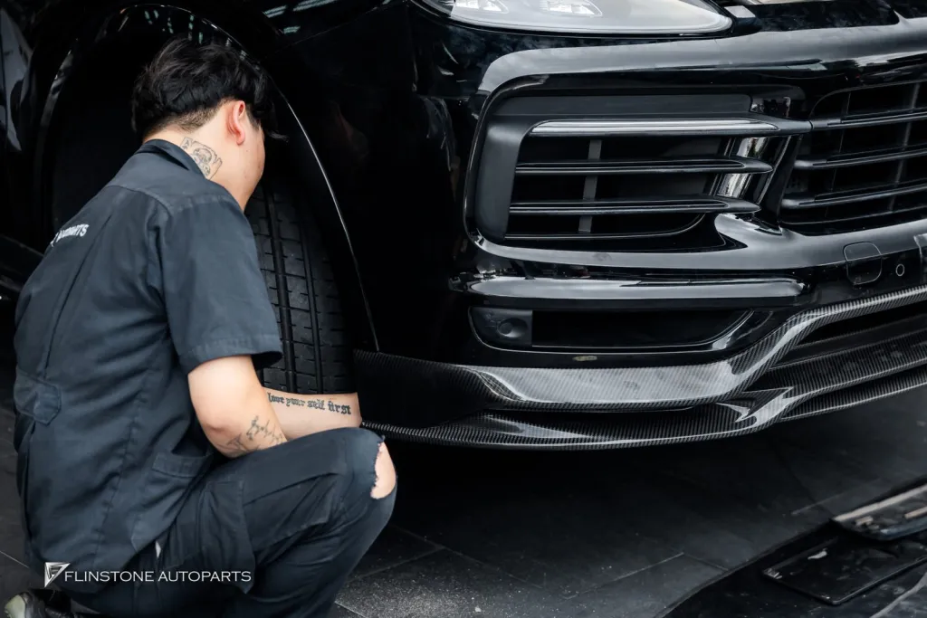 Porsche Cayenne คาร์บอน Takd