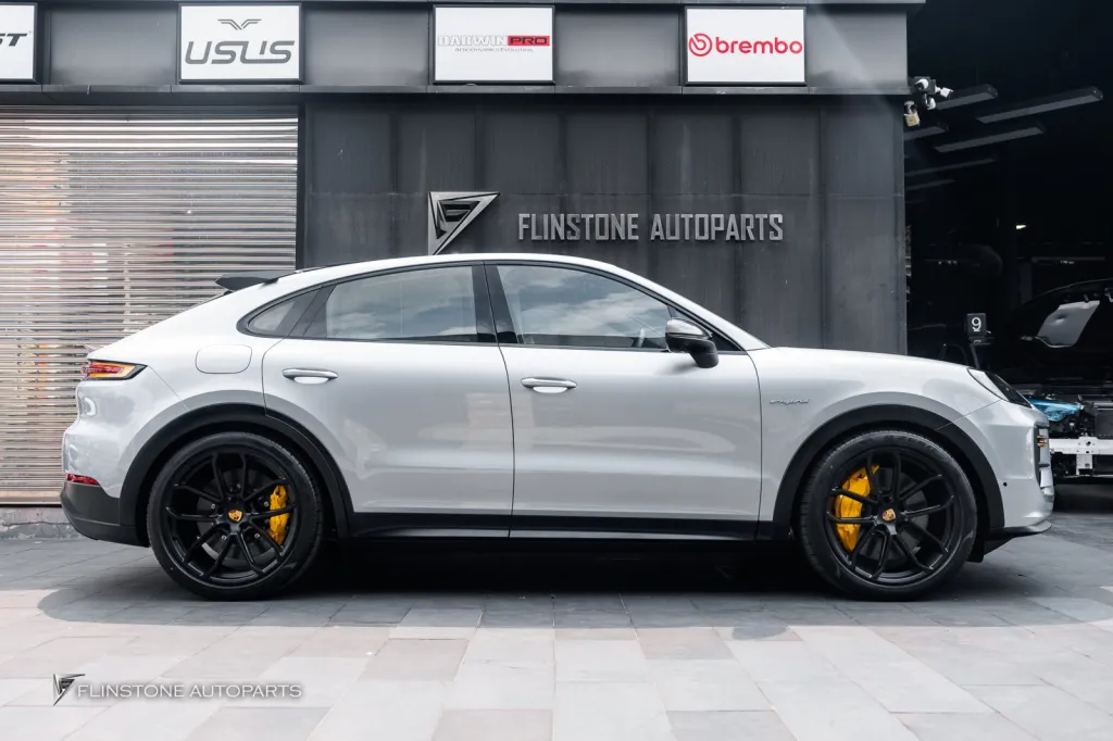 Porsche Cayenne Turbo GT ชุดพาร์ทรอบคัน