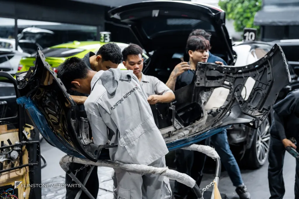Porsche Cayenne คาร์บอน Takd