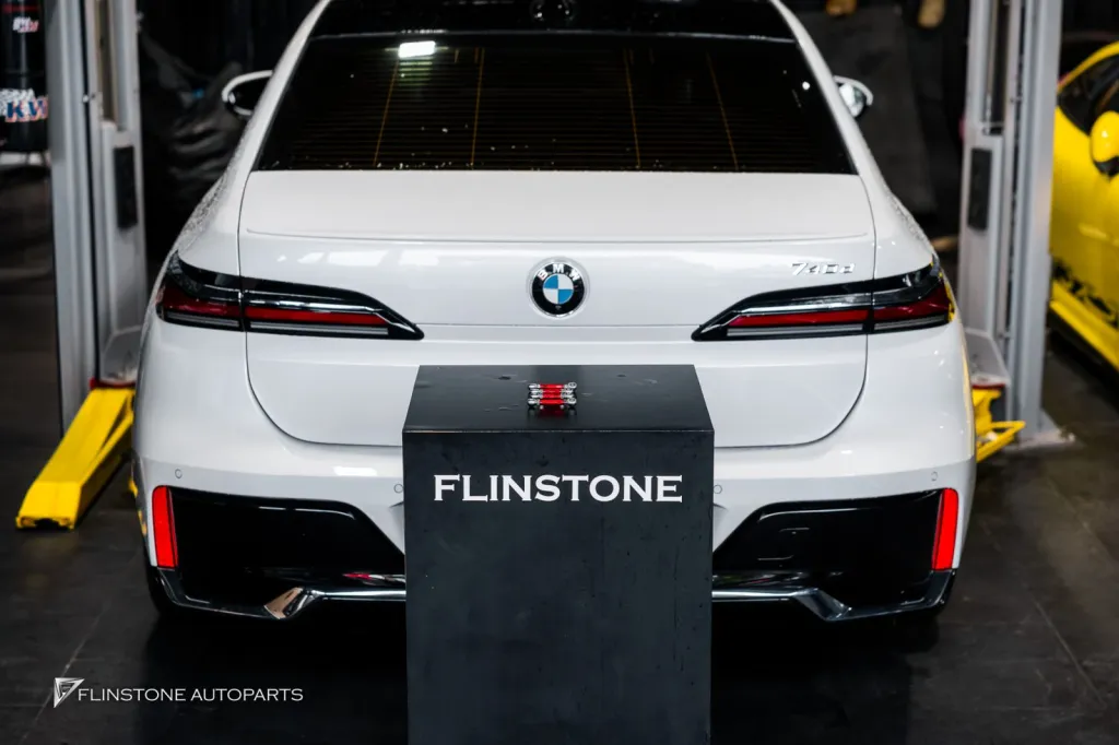 BMW i7 lowering