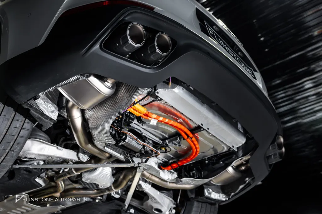 Porsche Panamera 976 ท่อ Akrapovic