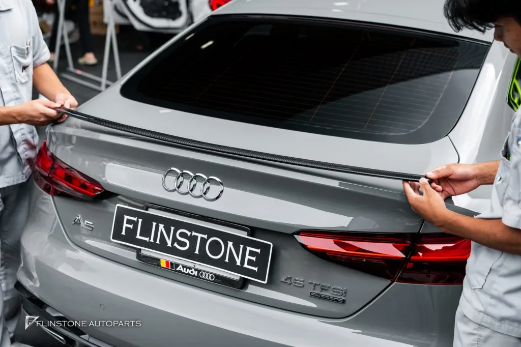 Audi A5 สปอยเลอร์