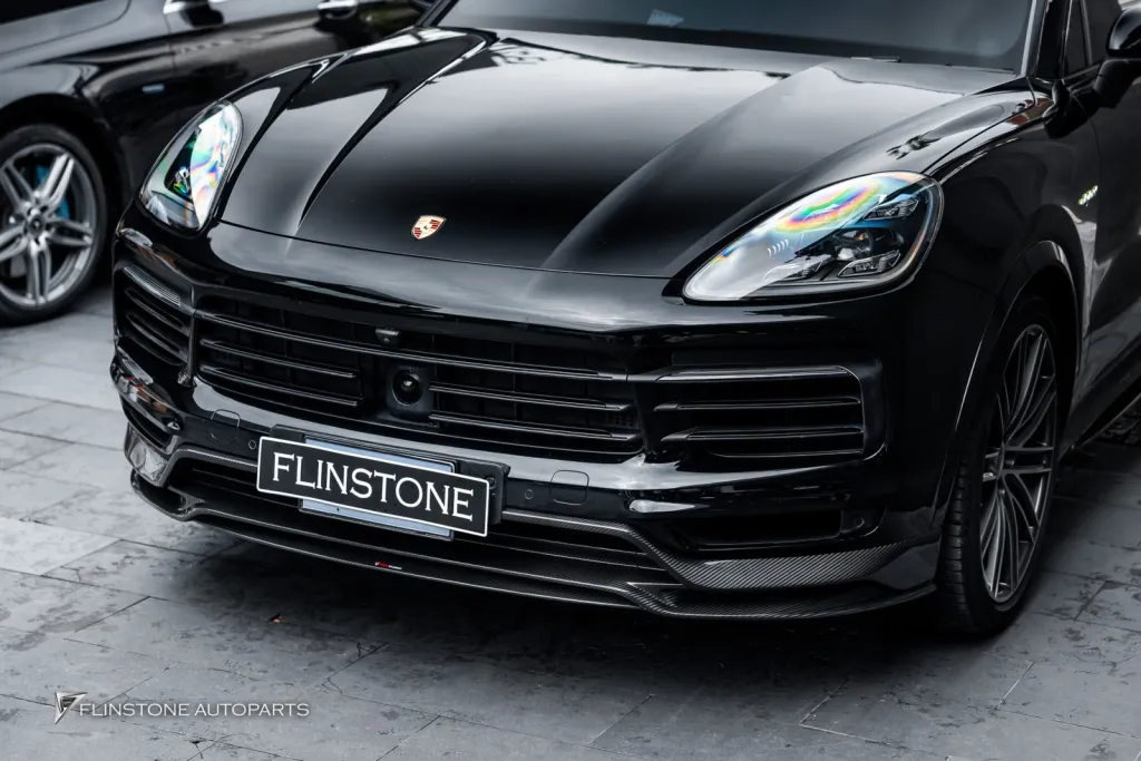 Porsche Cayenne คาร์บอน Takd