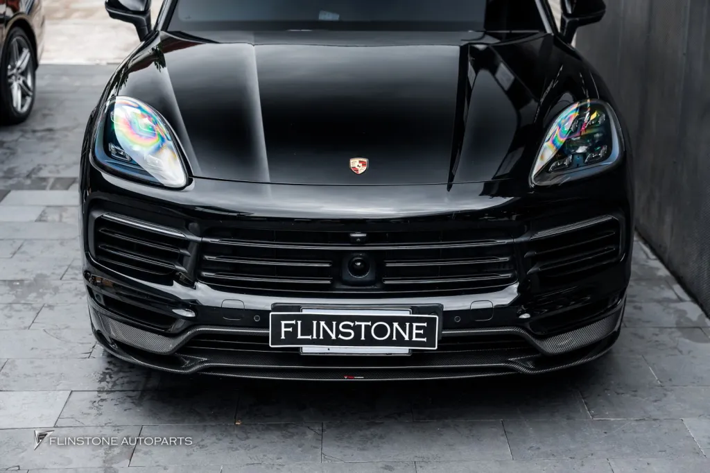 Porsche Cayenne คาร์บอน Takd