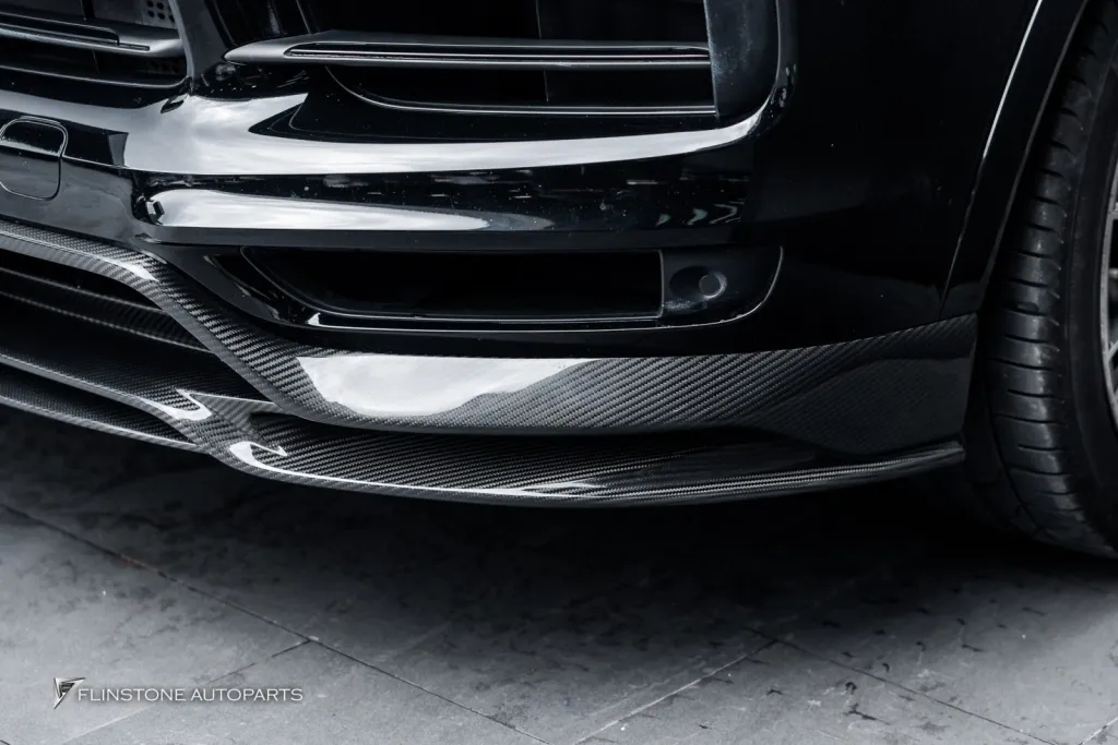 Porsche Cayenne คาร์บอน Takd