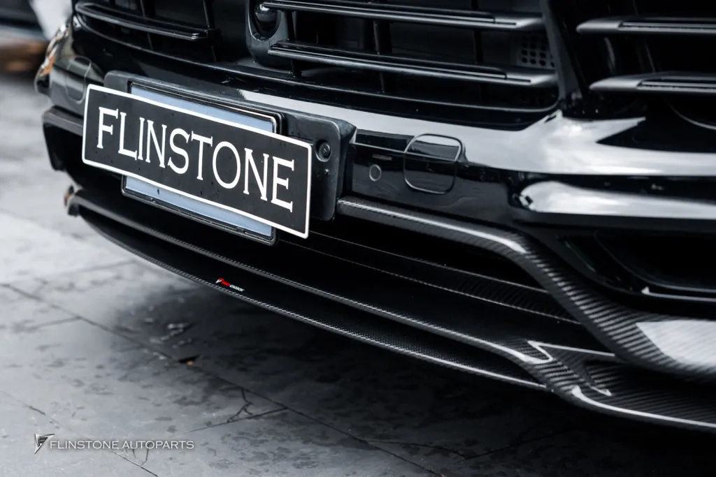 Porsche Cayenne คาร์บอน Takd