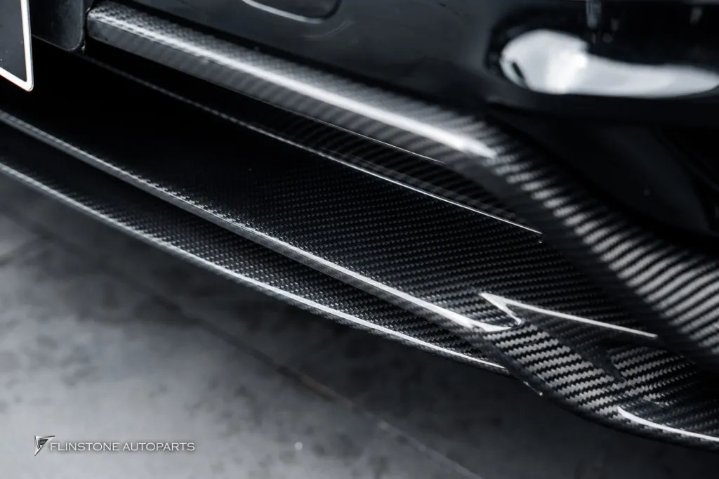 Porsche Cayenne คาร์บอน Takd