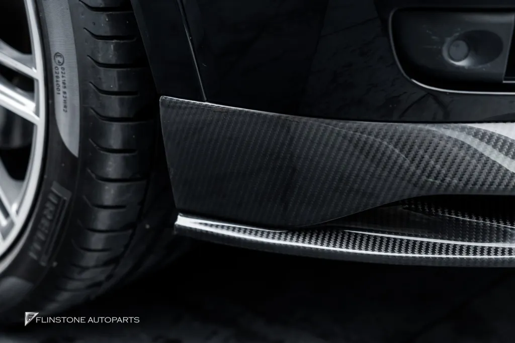 Porsche Cayenne คาร์บอน Takd
