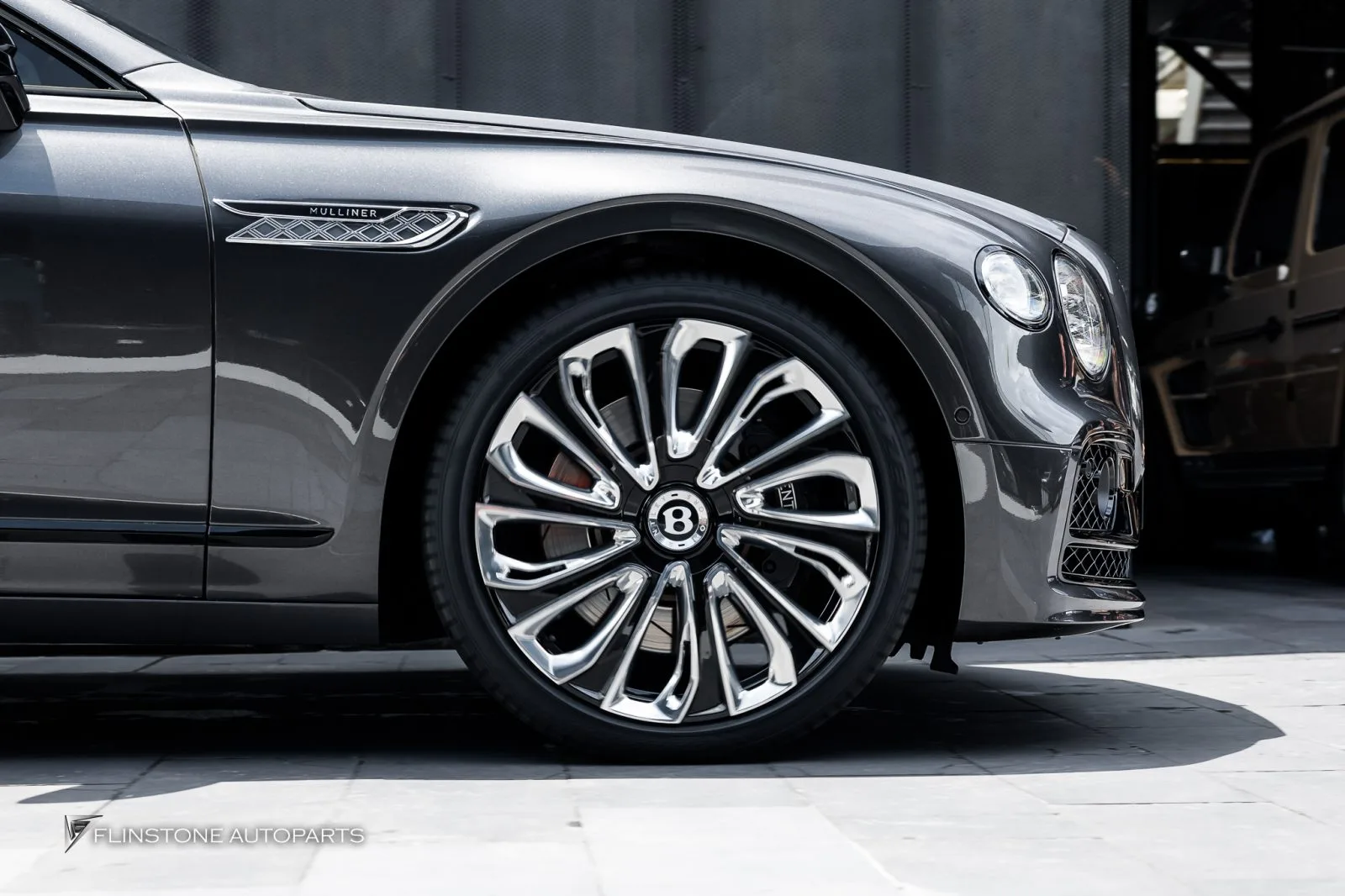 Bentley กระจัง โลโก้ Mulliner ล้อ Usus Floating Cap