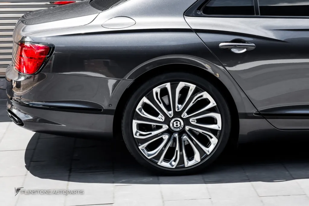 Bentley กระจัง โลโก้ Mulliner ล้อ Usus Floating Cap
