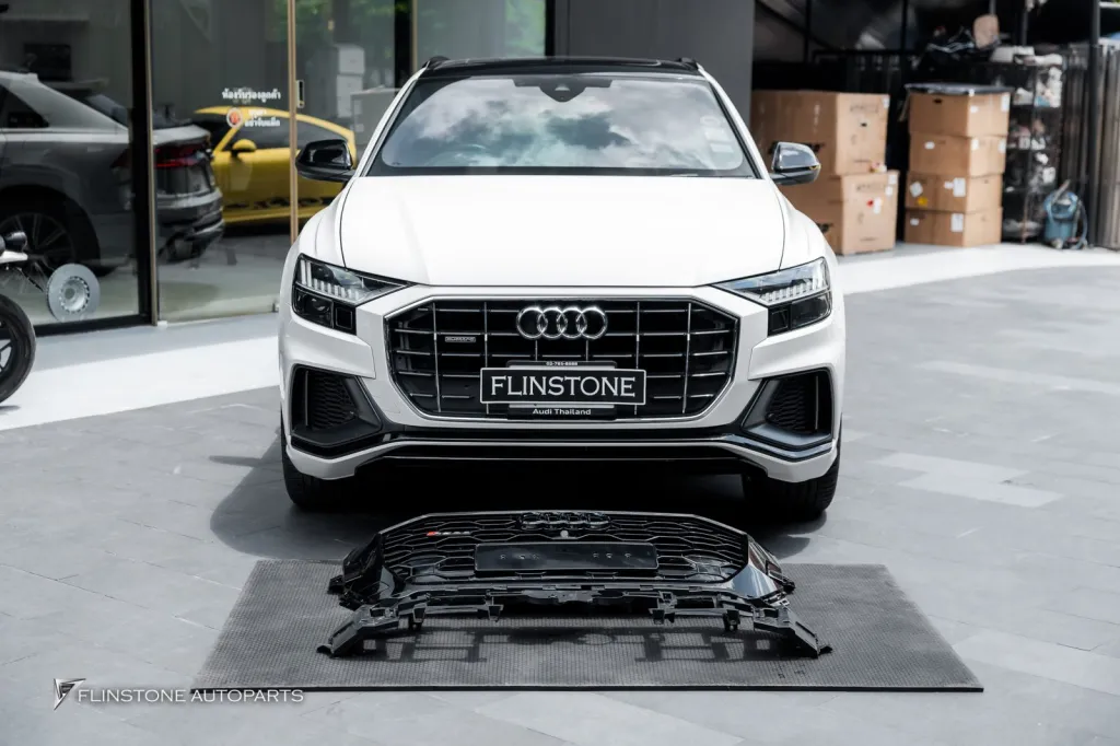 Audi Q8 กระจัง