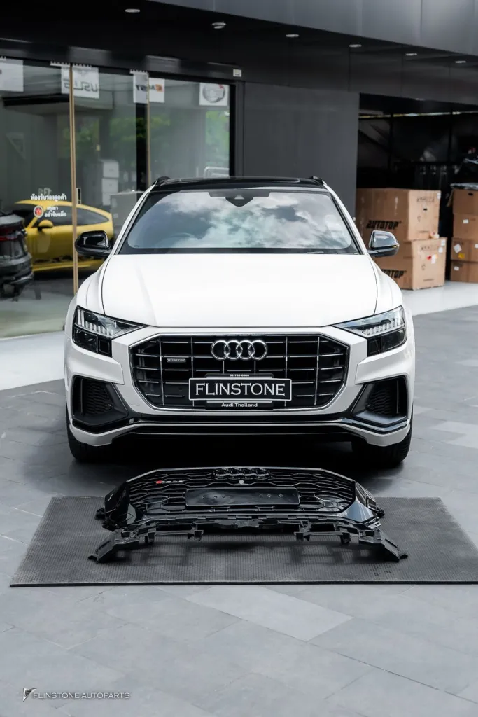 Audi Q8 กระจัง