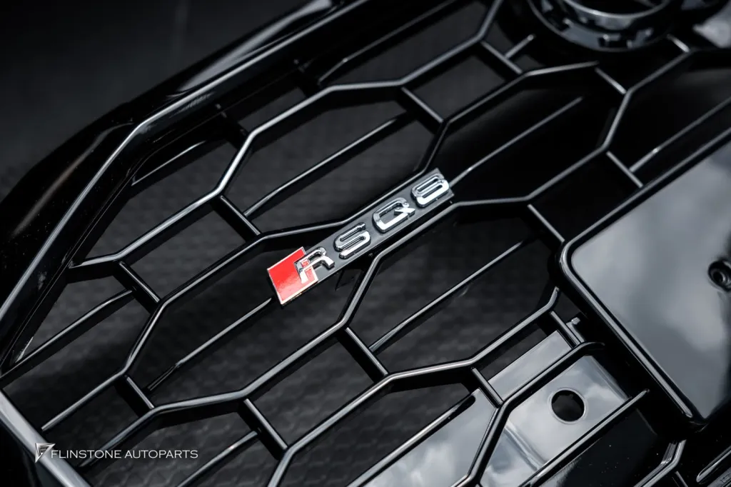 Audi Q8 กระจัง