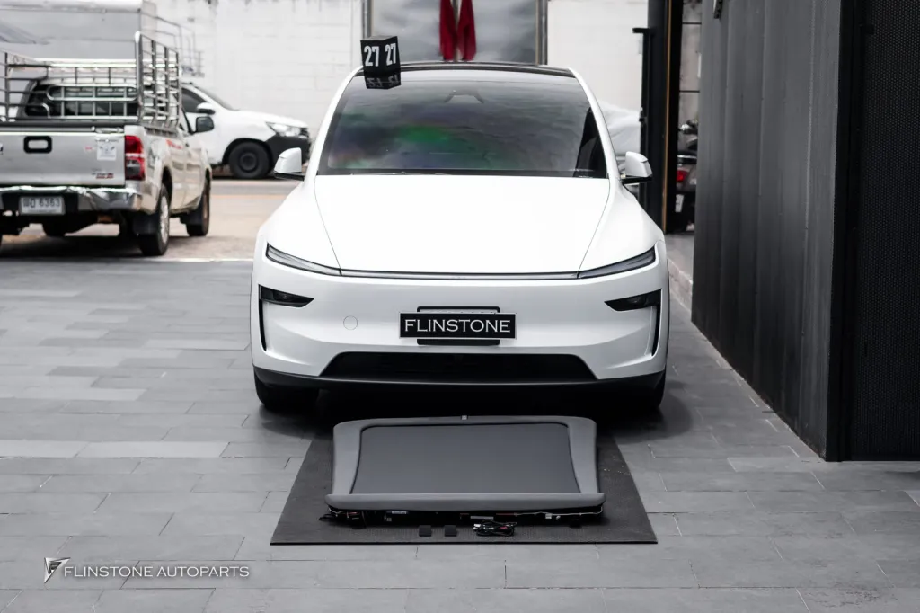 Tesla Juniper ม่านไฟฟ้าหลังคาดาว