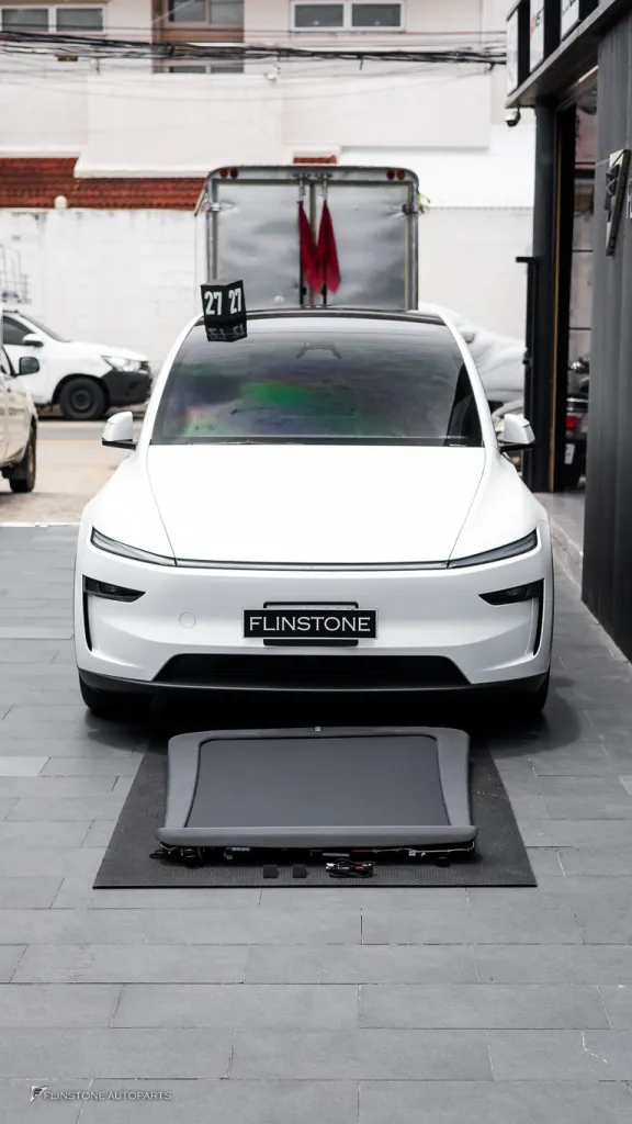 Tesla Juniper ม่านไฟฟ้าหลังคาดาว