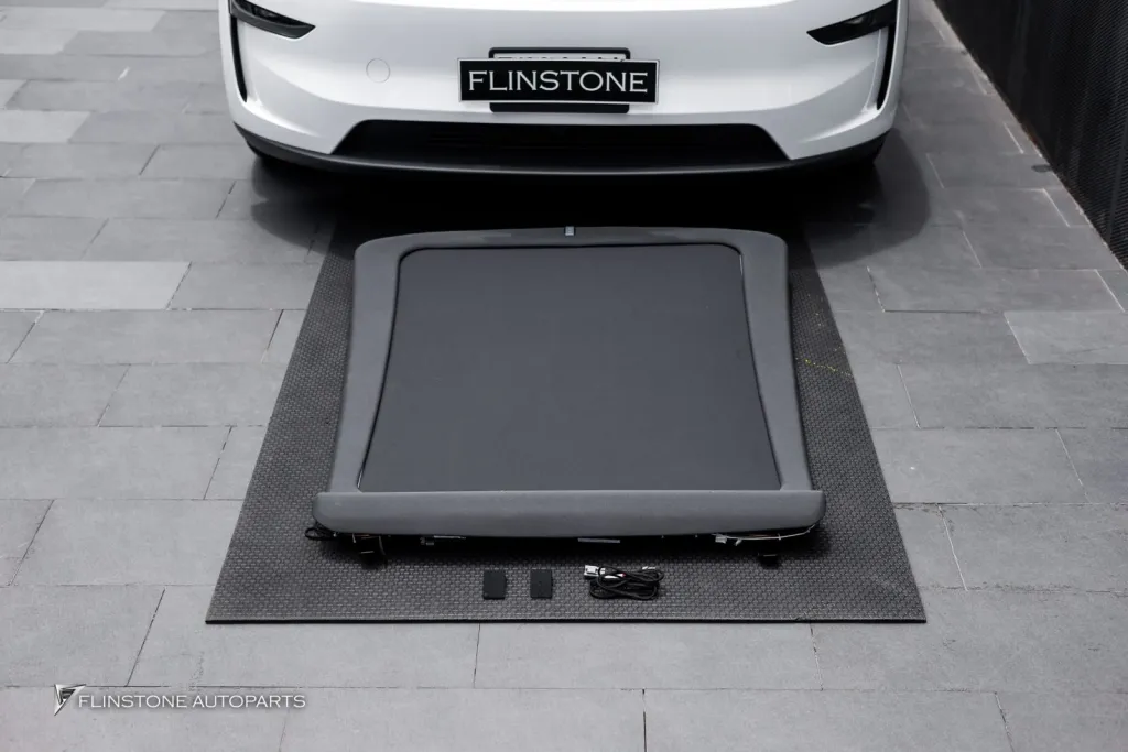 Tesla Juniper ม่านไฟฟ้าหลังคาดาว