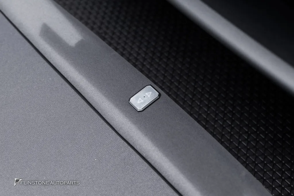 Tesla Juniper ม่านไฟฟ้าหลังคาดาว