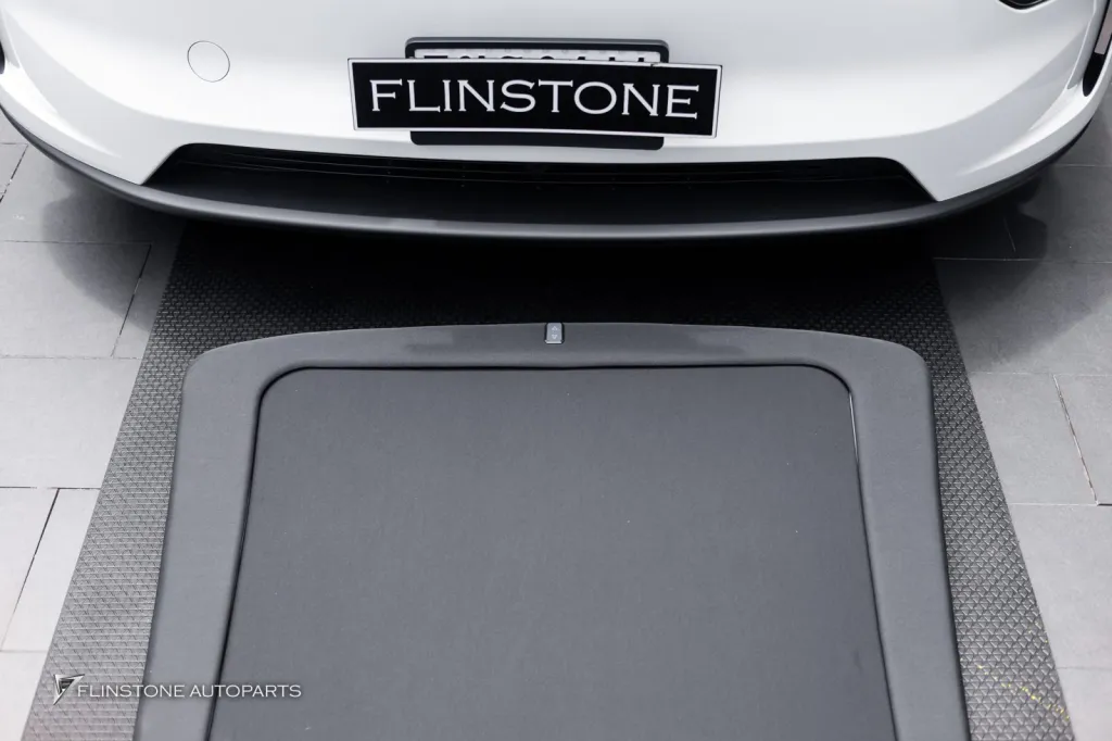 Tesla Juniper ม่านไฟฟ้าหลังคาดาว