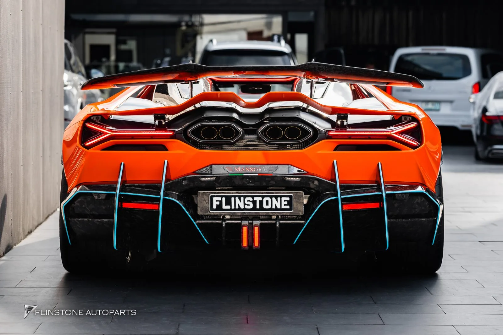 ท้าย Revuelto Mansory
