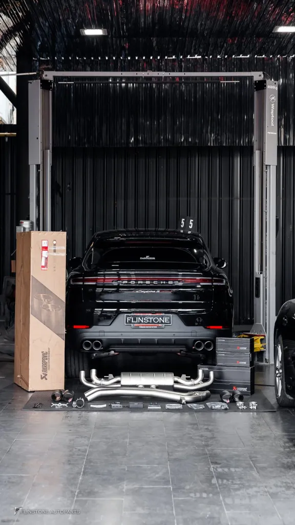 Porsche Cayenne 排气管 Akrapovic
